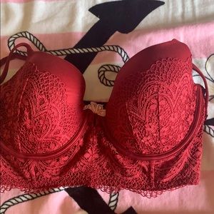 Victoria’s Secret Demi-Buste Bra 34DD